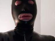 Latex Gimp und sklave sucht... - Frankfurt (Main)