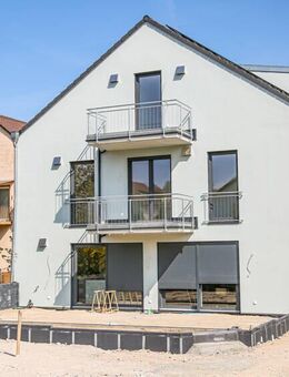 kurzfristig einziehen? Neubau-Erstbezug, bestes Raumklima. 2-4 Zimmer. Option Garage & Wallbox - Bad Schönborn