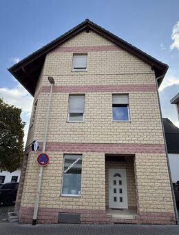 Saniertes 2-Etagen-Haus mit 125 m² Wohnfläche in zentraler Lage von Frechen - Frechen