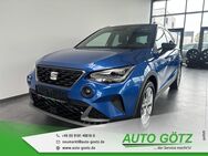 Seat Arona, FR 5-Jah VZE Digi BlindSpot vo hi LichtAssist SpurAssist Connect Sunset 4xEFH Ladeboden Armlehne Metallic, Jahr 2022 - Beilngries