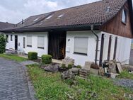 Renovierungsbedürftiges Wohnhaus mit 2 Wohnungen in Eslohe - Eslohe (Sauerland)