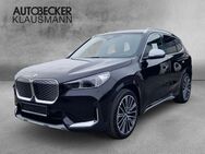 BMW iX, 1 eDrive20 xLine LMR 20 digitales, Jahr 2024 - Krefeld