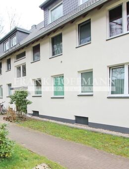 1-Zi-Wohnung im Hochparterre in zentraler Lage mit großem Balkon in Hamburg-Niendorf - Hamburg