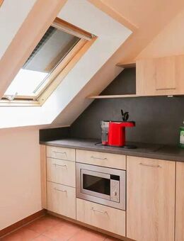 Seniorengerechte 2,5-Zimmer-Wohnung mit heller Atmosphäre in Ludwigshafen-Mundenheim - Ludwigshafen (Rhein)