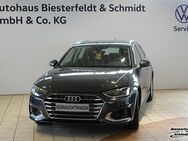 Audi A4, 2.0 TDI Avant SZH, Jahr 2023 - Wedel