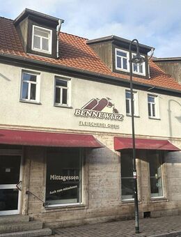 Gewerbe trifft Wohnen: Haus mit Ladenfläche & Maisonette-Wohnungen - Kölleda