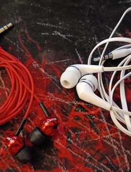 In Ear Kopfhörer Set Gratis - Thusis