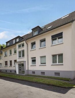 Gemütliche 2,5 Zimmer DG-Wohnung in Essen-Frohnhausen - Essen