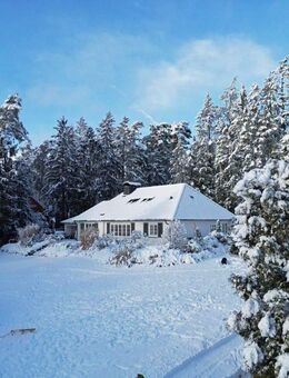 Landhaus-Ensemble in schönster Lage - Bendestorf