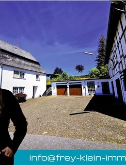 Charmantes, ehem. bäuerliches Anwesen mit großer Weidefläche in Biebern zu verkaufen! - Biebern