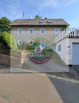 Uriges freistehendes Bauernhaus für 1-2 Familien, mit viel Platz zur Tierhaltung - Grafengehaig