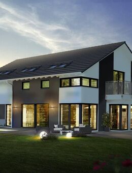 Haus für 2 Familien ! Komplette Haus mit beiden Wohnungen kostet 780.000,-EUR inkl. Grundstück ! - Schwedt (Oder)