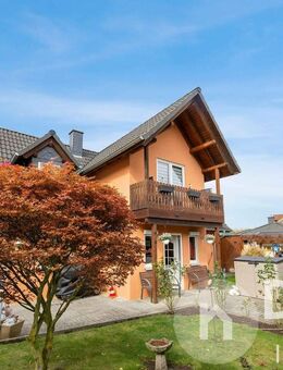 Attraktive Kapitalanlage mit Rückanmietung - Einfamilienhaus mit Pool in bester Lage - Bad Sulza