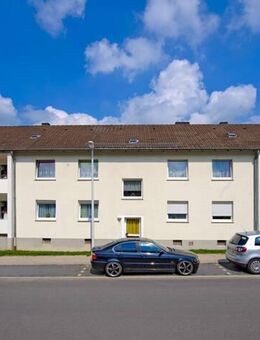 Platz für die ganze Familie ! Helle-4 Zimmer-Wohnung mit Balkon - Arnsberg