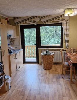 Zweizimmer-Wohnung mit 2 Bädern, Balkon und Terrasse - Sellerich