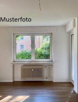Wir sanieren für Sie - 3-Zimmer-Wohnung mit Tageslichtbad - Kronberg (Taunus)