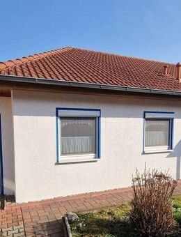 Kleiner Bungalow in attraktiver Wohnlage von Schöningen! - Schöningen