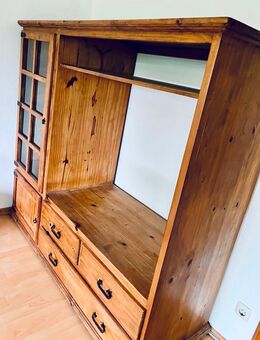 Holzschrank massiv - Dorfen