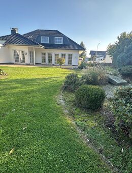 Schickes und modernes Einfamilienhaus in wunderbarer Lage von 52388 Nörvenich - Nörvenich