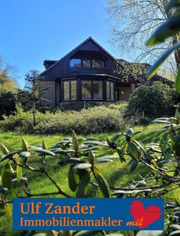 Zweifamilienhaus in Bad Bodenteich, mit 3.094 m² Grundstück (Bauland für ein weiteres Haus) - Bad Bodenteich