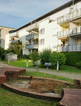 Attraktive 4-Zimmer-Erdgeschosswohnung mit Terrasse und viel Platz zum Wohlfühlen - Göppingen