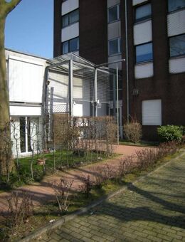 Bei VIVAWEST die Sonnenstrahlen auf dem eigenen Balkon genießen. - Essen