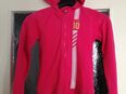 Pink/rote Sweatjacke mit Kapuze - Gr. 134/140 in 66955