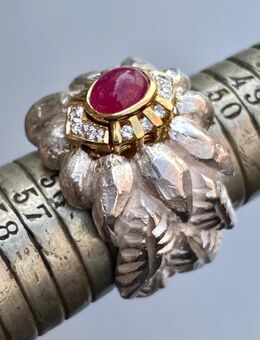 Patrik Muff Silberring mit 750er Goldfassung Rubin 12 Brillanten - Köln