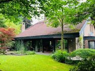 Krefeld-Bockum: Modernes Fachwerk- und Architektenhaus in ruhiger Lage am Sollbrüggenpark! - Krefeld