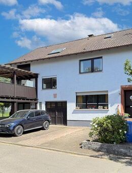 Großzügiges Haus mit Einliegerwohnung in 66882 Hütschenhausen zu verkaufen - Hütschenhausen