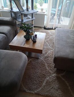 Couchgarnitur und Tisch - Pfinztal