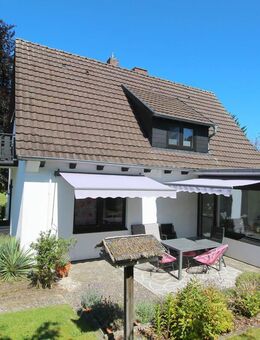 EFH VOLLSTÄNDIG RENOV., NAHEZU NEUBAUZUSTAND IN TOPLAGE - 5,5 ZI. MIT CARPORT, WI.GARTEN & PRIVATWEG - Seevetal