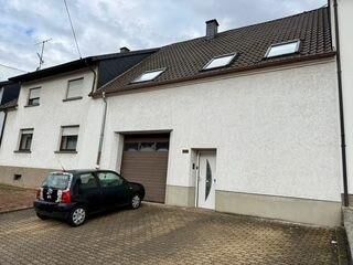 Zweifamilienhaus zu verkaufen