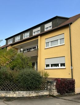 Großzügige, renovierte 3,5-Zimmerwohnung mit großem Südbalkon in bevorzugter Lage - Filderstadt