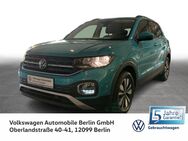 VW T-Cross, 1.0 TSI MOVE, Jahr 2023 - Berlin