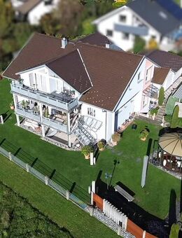 Gemeinsames Zuhause: Modernes Mehrgenerationenhaus mit 3 Einheiten - Familie verbinden, Leben teilen - Tettnang