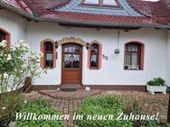 Wohnqualität auf hohem Niveau! Einbauküchen, Garage, Carport, Kamin, neuwertige Heizung, PV-Anlage ... - Leipzig
