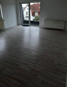 Schöne 1 1/2 Zi. Eck-wohnung , mit LIFT seniorengerecht - Geesthacht