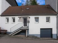 Teilsaniertes Reihenhaus mit Garage und großem Grundstück & Freisitz in ruhiger Wohnlage *Otterberg-Drehentalerhof* - Otterberg