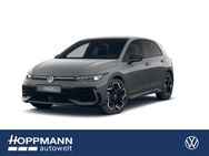 VW Golf, 1.5 l R-Line eTSI OPF, Jahr 2022 - Haiger