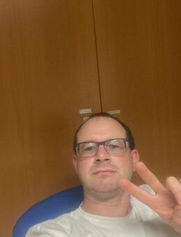 Er 41.sucht Sie bis41. - Sontra