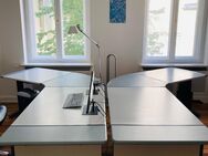 2 Büroschreibtische (ca. 240x80 cm) gebraucht - Berlin Charlottenburg-Wilmersdorf