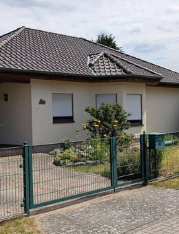 Einfamilienhaus im Bungalowstil in bester Ruhiglage von Rathenow - Rathenow