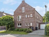 Exklusive Familienresidenz: Modernes Wohnen in Perfektion - Düsseldorf