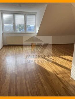 Sehr helle 2 Raum-Whg. mit Ausblick über die Stadt und Garage und *Bungalow auf dem Grundstück - Gera