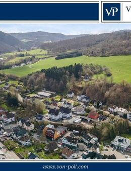 *Eifellandschaft: 3 Einfamilienhäuser, Hallen und Carports in Adenau* - Adenau