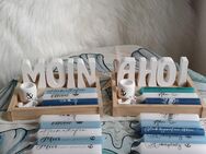 Geschenk Set MOIN oder AHOI Buchstaben 3 Kerzen Kerzenständer Anker Keraflott Maritime Deko Sommer Sonne Meer Urlaub - Rheinbach