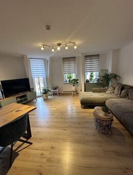 Attraktive 5-Raum-Wohnung auf 2 Etagen mit Balkon! Domplatz-Nähe! - Erfurt