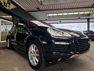 Porsche Cayenne GTS KAMERA/NAVI/BOSE/PANO/4-Z-KLIMA/AHK - Göttingen