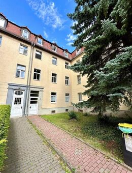 Modernisierte 2 Raum Wohnung im 1.OG mit Wohnküche & Gartennutzung - Weimar